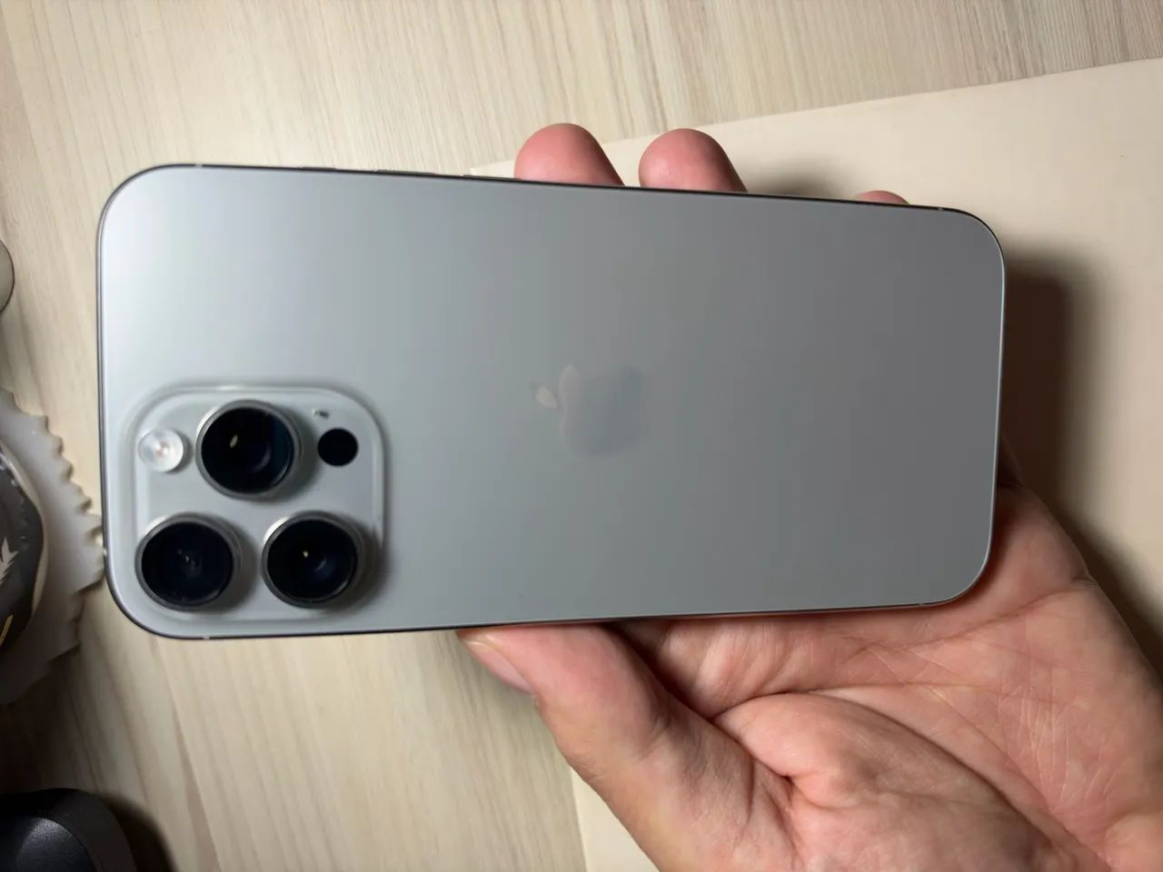 Apple iPhone 16 Pro Max (256 GB) - Titânio natural - 90% de saúde da bateria  - Foto 4