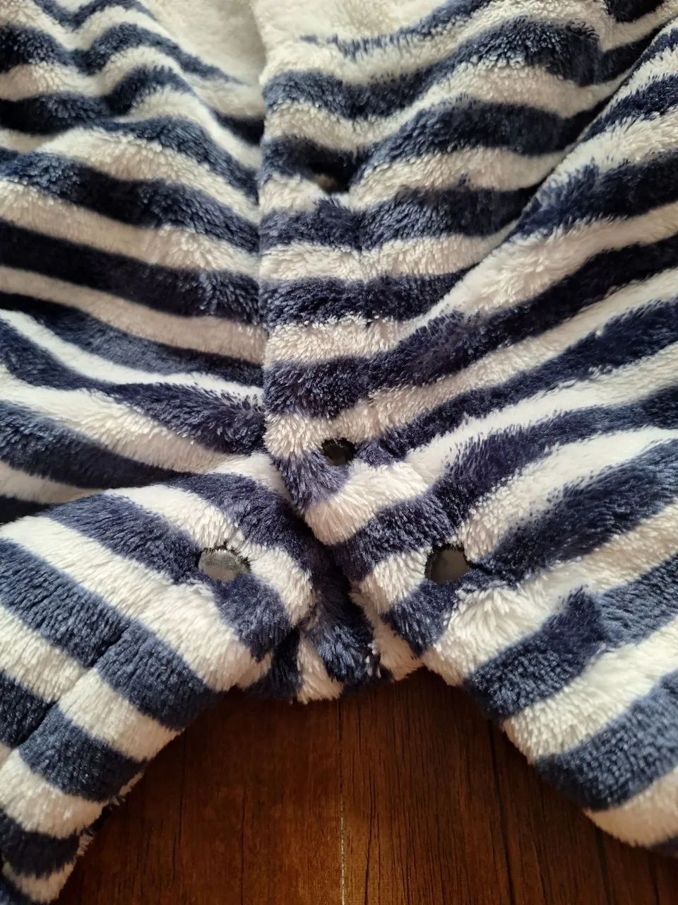 Macacão de fleece infantil  - Foto 4