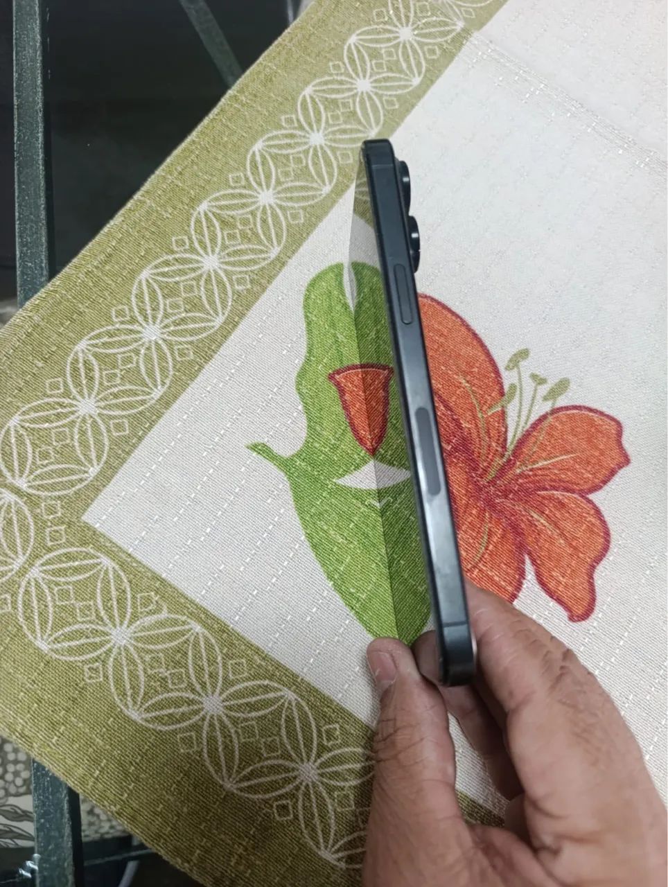 IPhone 15 pro Max  - Foto 4