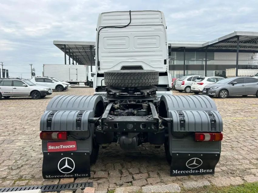 Mercedes Benz Axor 2041 LS 4X2 2019 - Foto 5