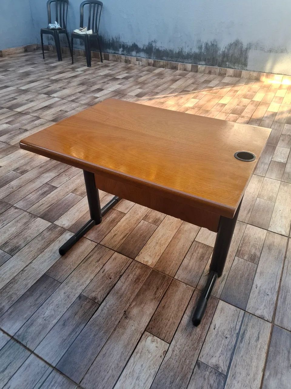 Mesa de estudos pequena  - Foto 5