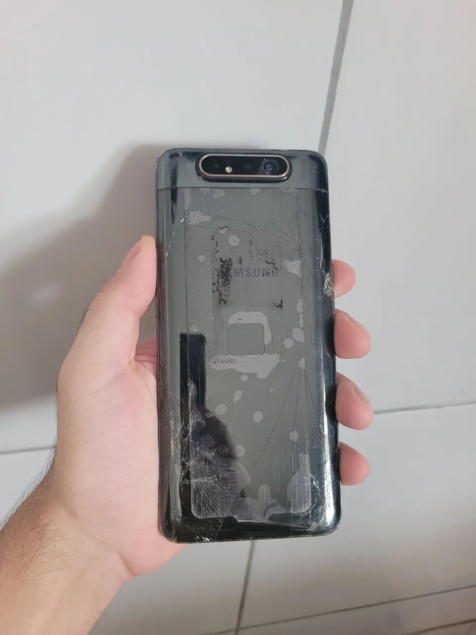 Samsung Galaxy A80 com Frontal e traseira quebrada - Foto 3
