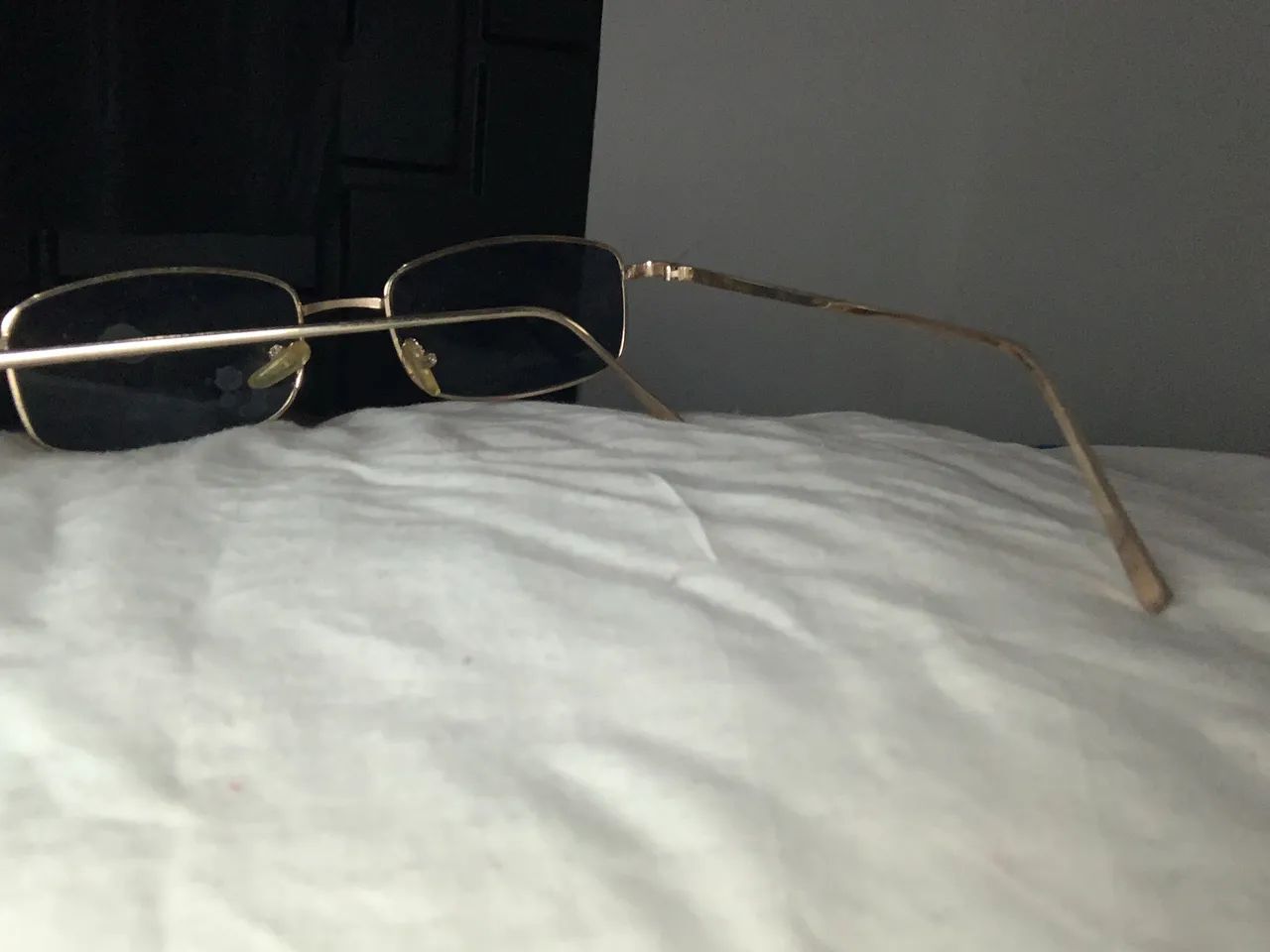 óculos de sol retangular metal dourado vintage - Foto 2