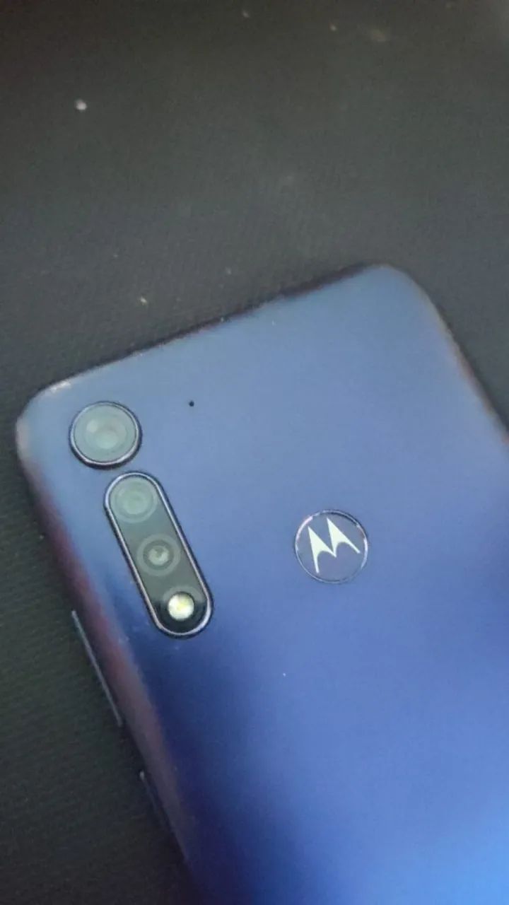 Motorola Moto E6s funcionando com tela quebrada