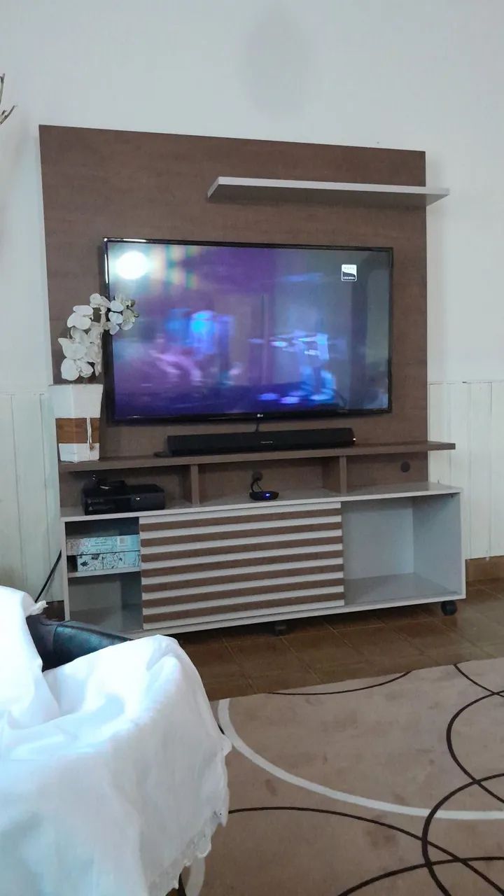 Estante de sala