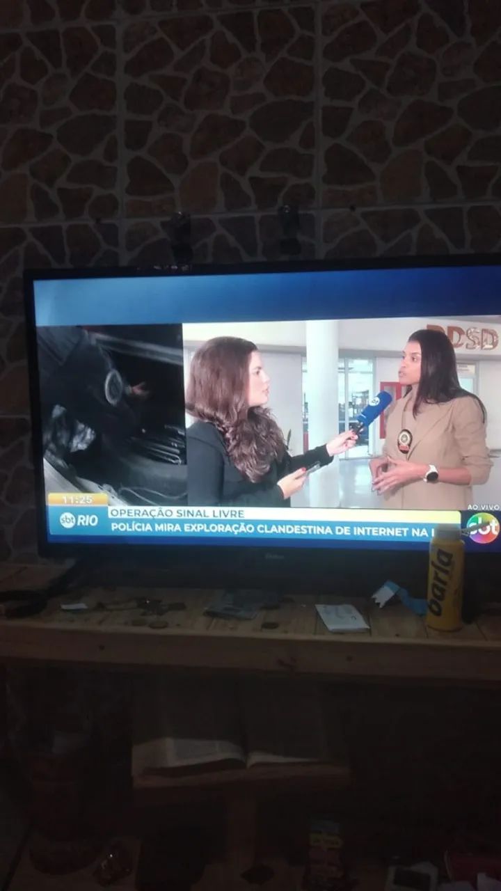 TV 32 