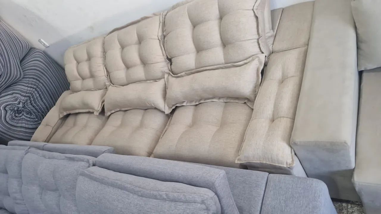 Sofá  pillow top Retrátil  - Foto 2
