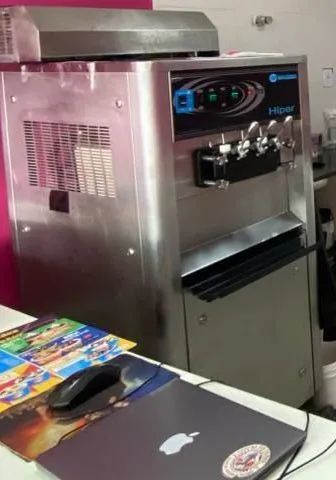 Máquina de sorvete italianinha 