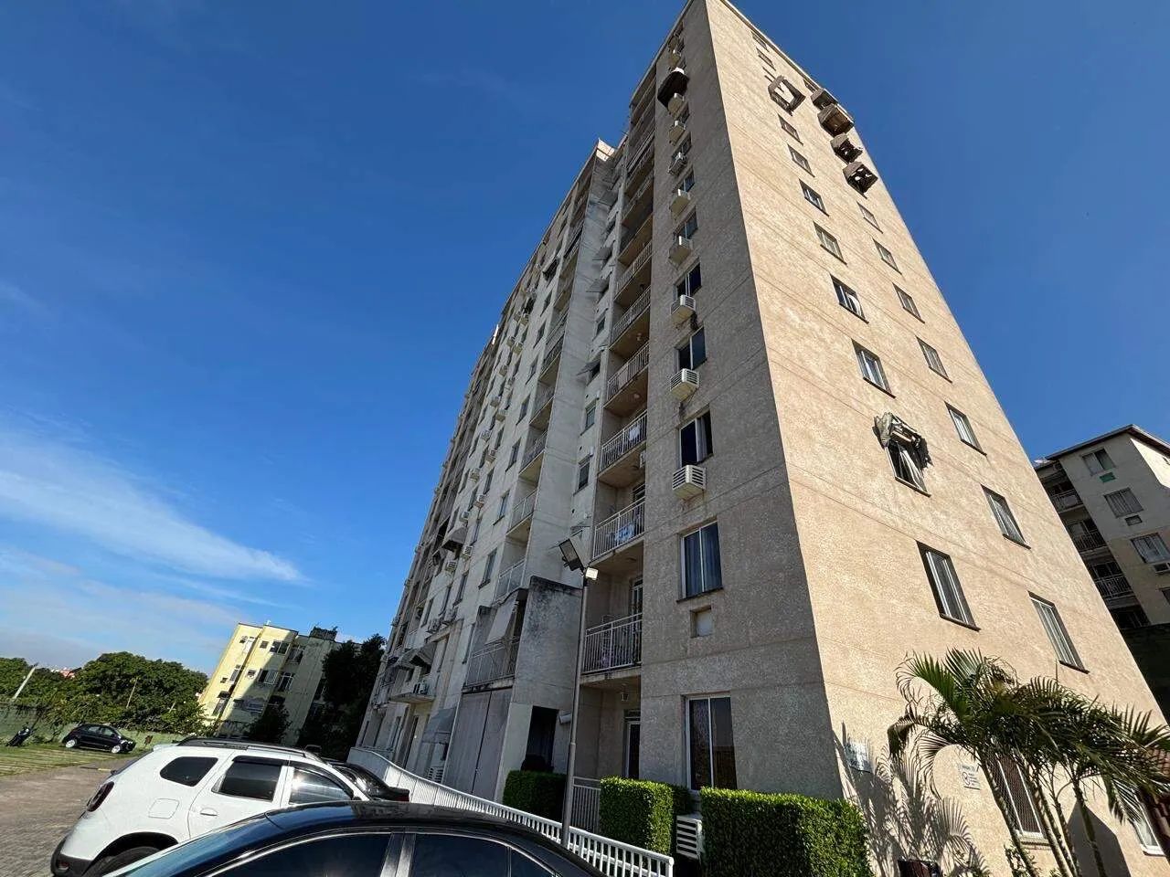 Apartamento à Venda - 2 Quartos com Suíte - Parada de Lucas - Foto 2