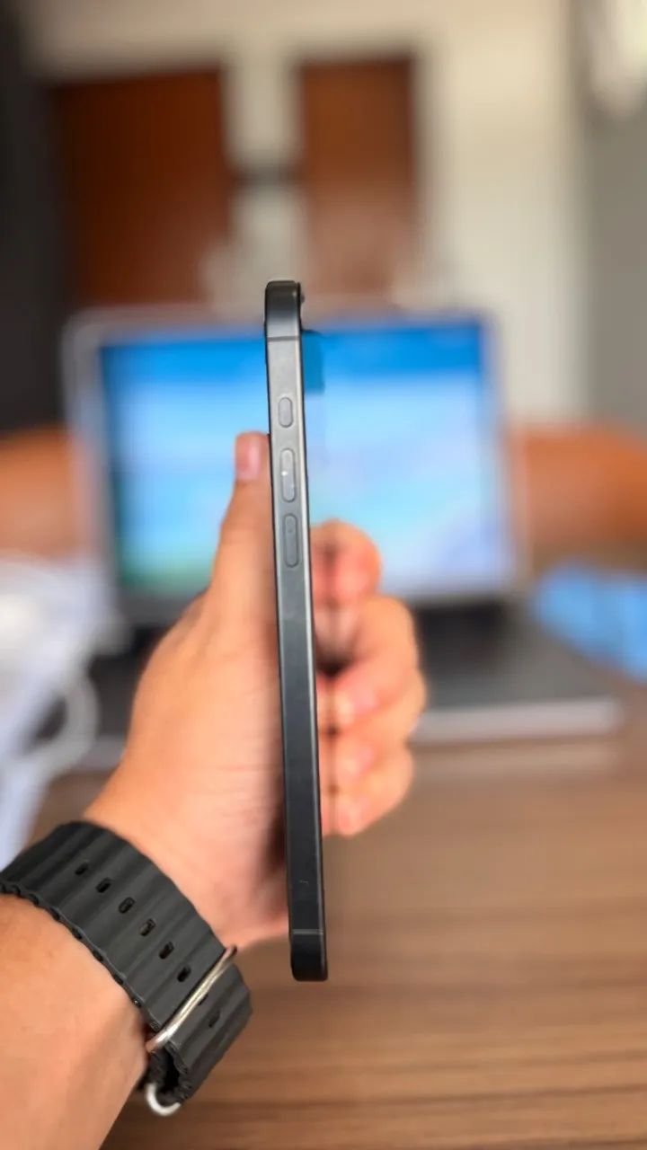 iPhone 15 Pro Max 256 - Foto 2