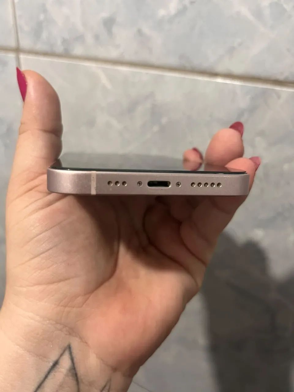 VENDO IPHONE 13 128gb ROSA - Foto 2