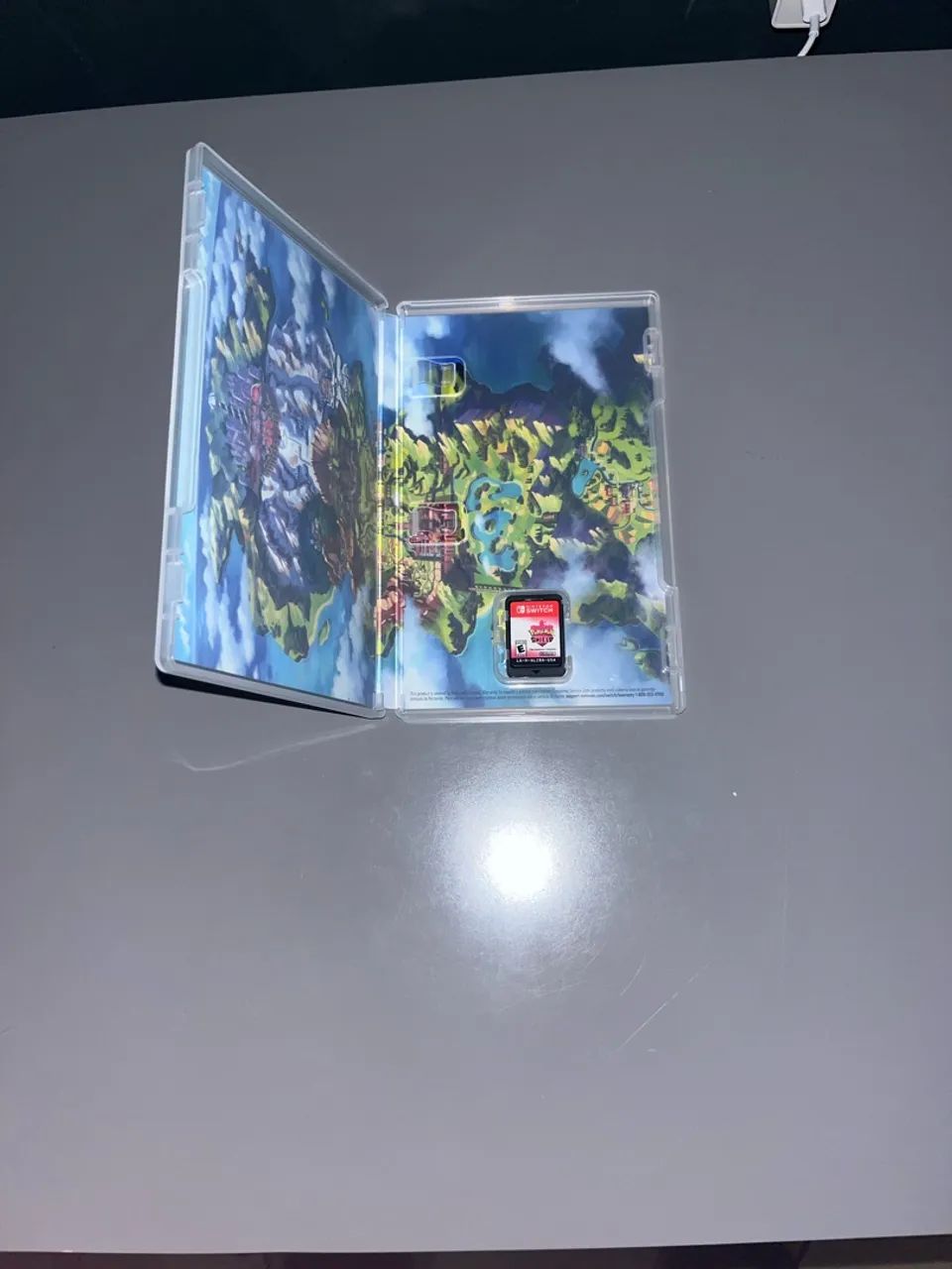 Pokémon Shield - Foto 3