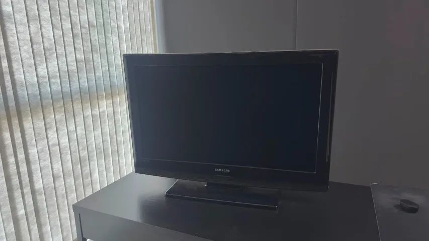 TV Samsung 32" LCD
