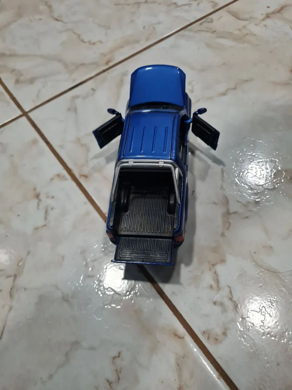 Miniatura VW Amarok - 1/30  - Foto 3