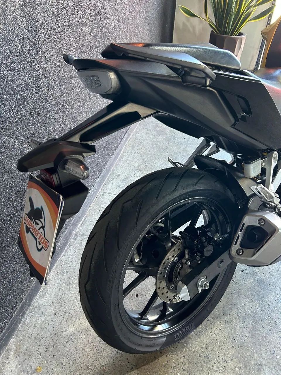 CB TWISTER 300F - Foto 5