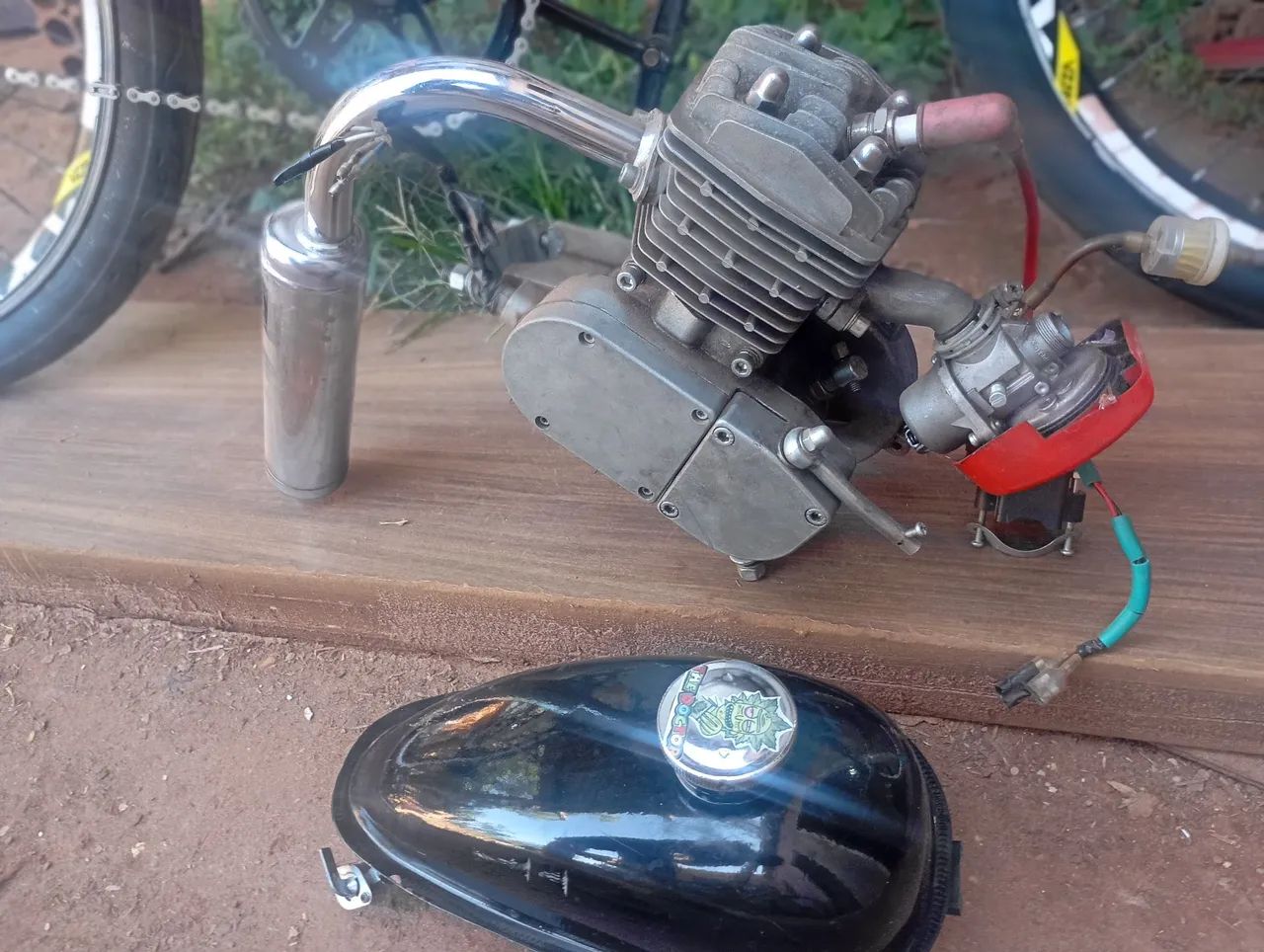 Vendo Bicicleta Monark Montadinha Aro 26 e motor 80cc - Foto 3