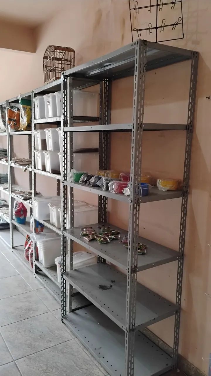 Estantes de ferro 6 prateleiras - Foto 2