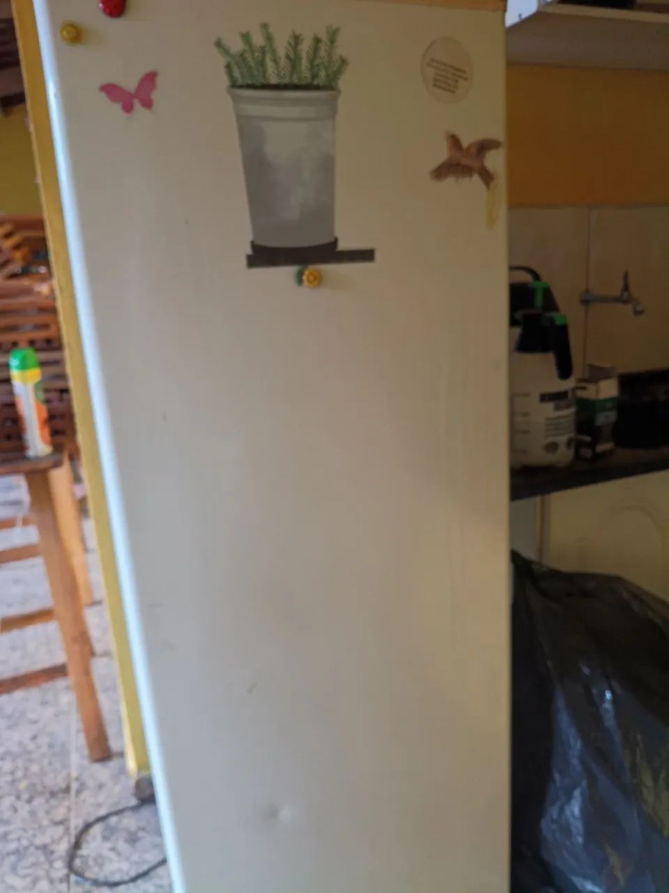 Vendo geladeira 