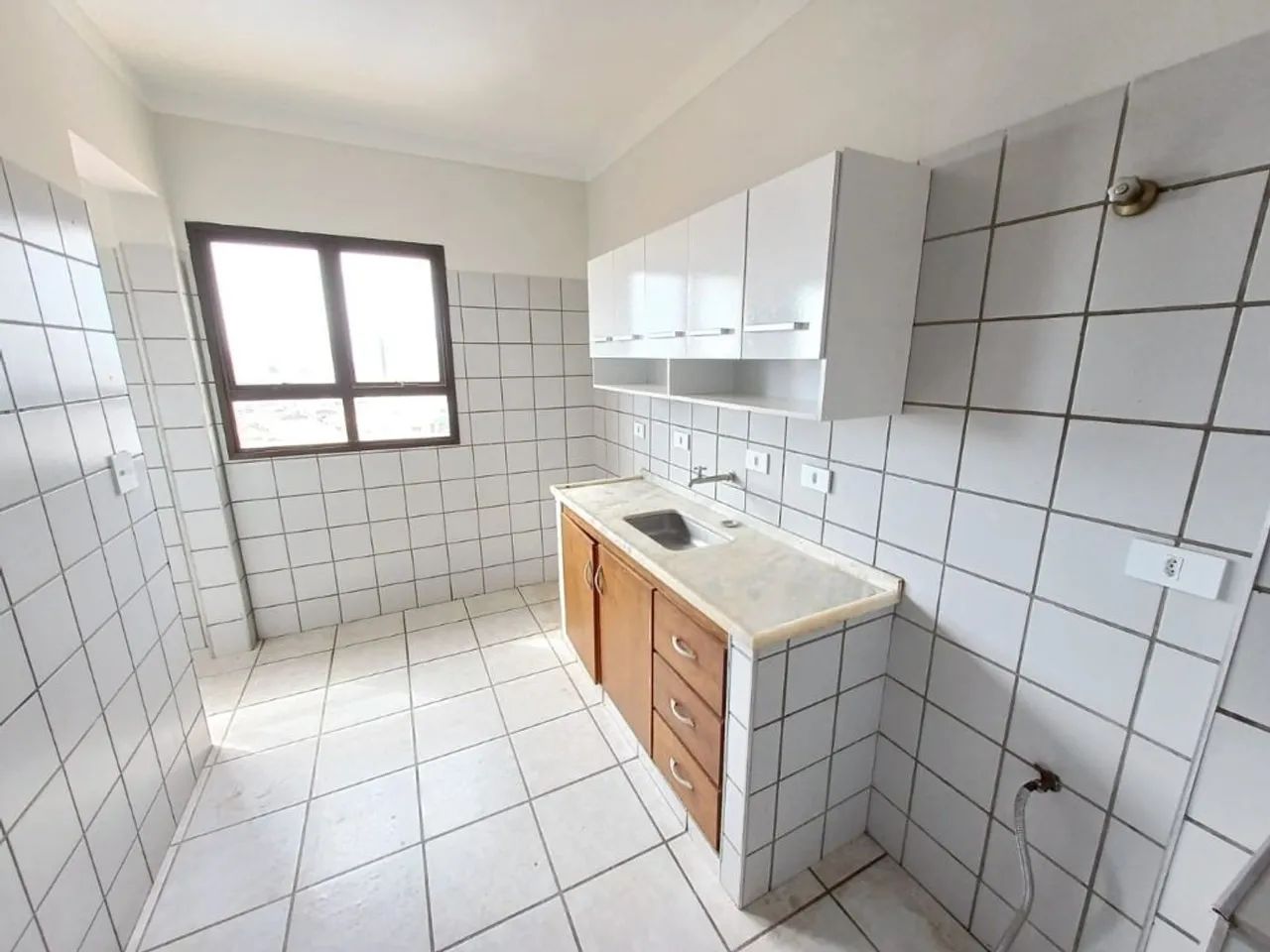 Apartamento mobiliado para locação no Edifício Capri com 1 dormitório e vaga - Foto 5