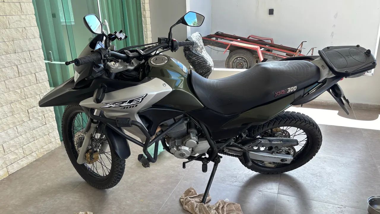 XRE 300 - 2018 