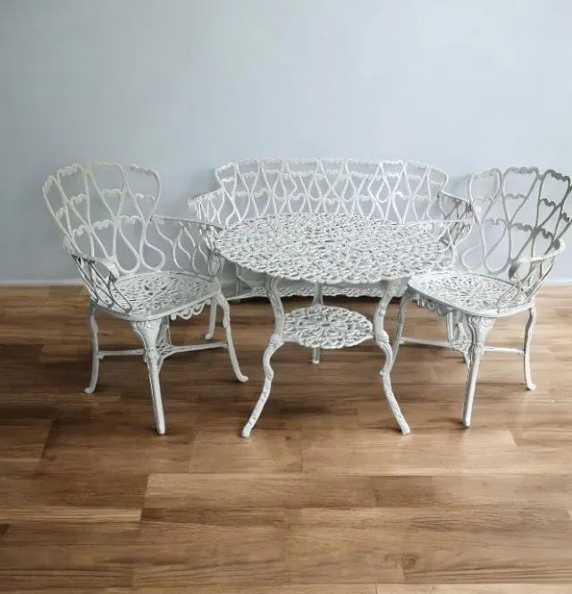  Móveis de Jardim Banco, Cadeiras  e Mesa 80cm em Alumínio Fundido   - Foto 2