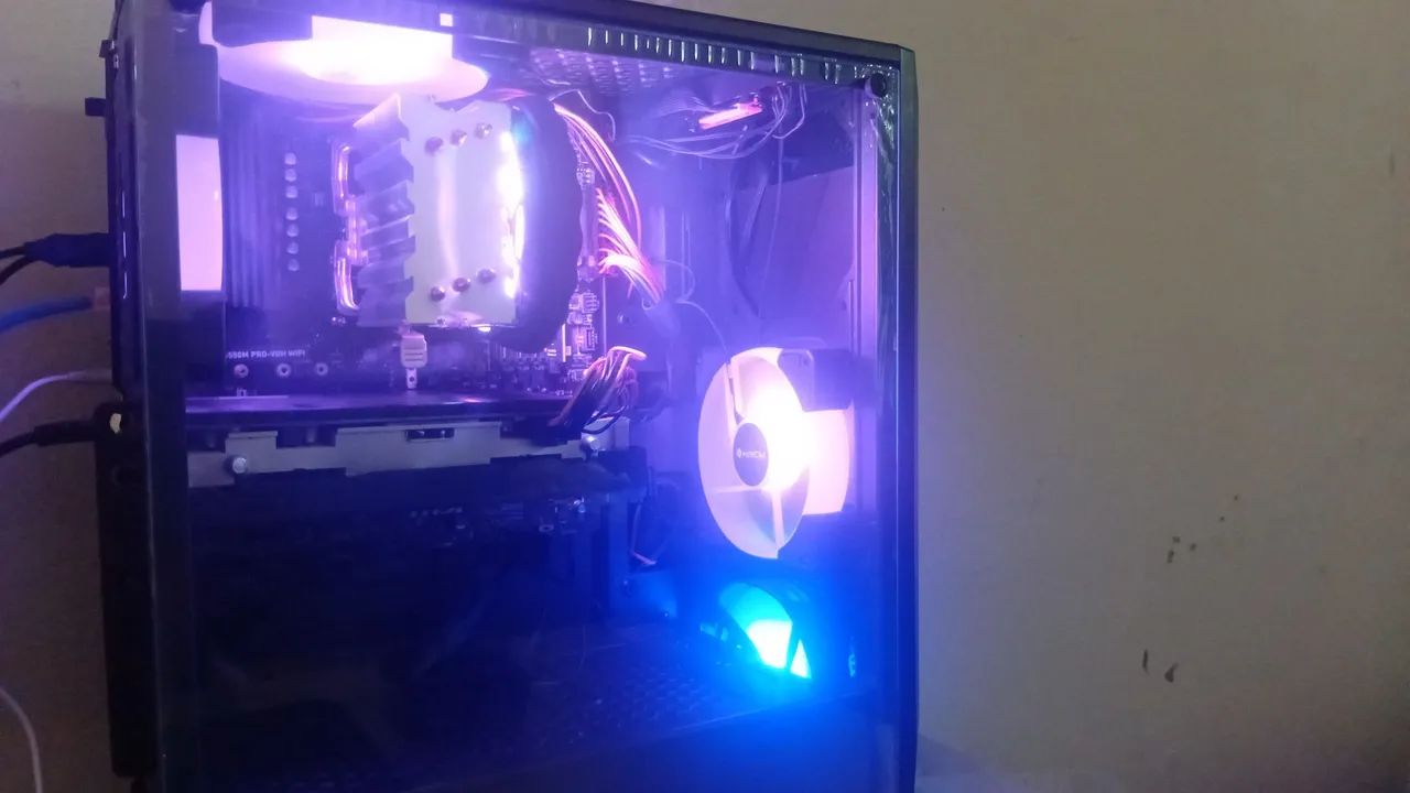 COMPUTADOR PARA JOGAR E ESTUDAR 