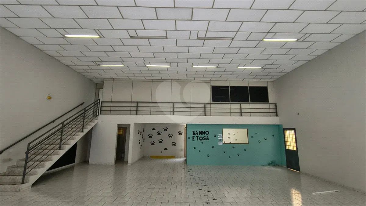 Salão Comercial para Locação em Vinhedo - SP
