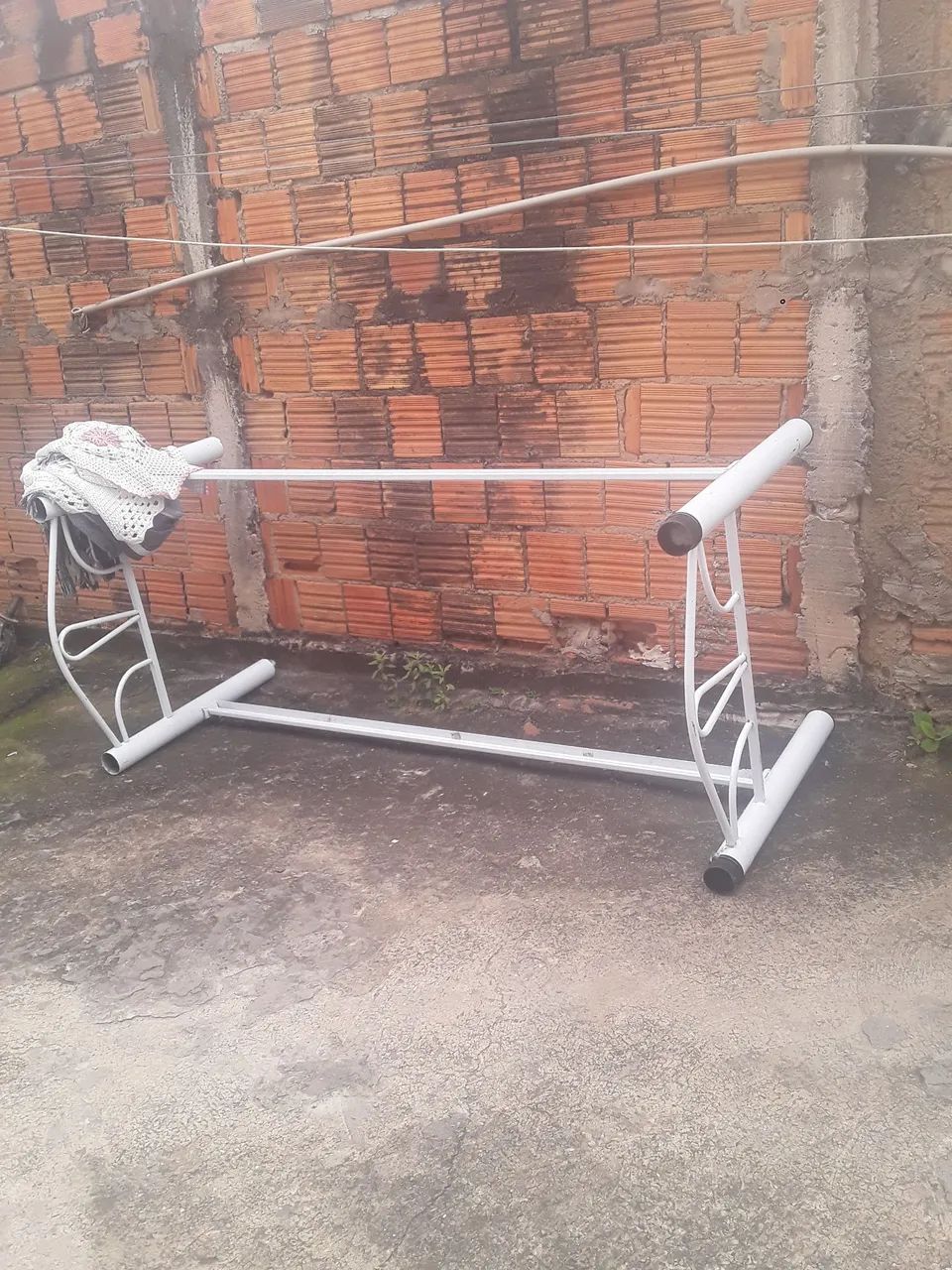 Cama aolteiro tubular seminova