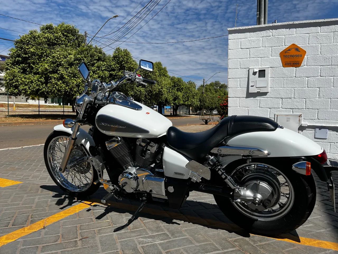 Honda Shadow 750 Branca, Exclusiva com apenas 22.000km toda original - Foto 8