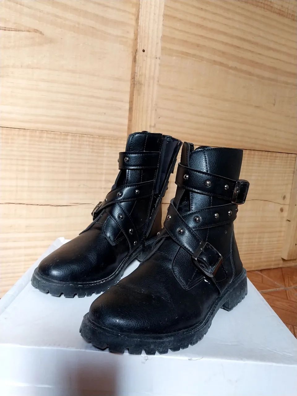 Bota cano baixo