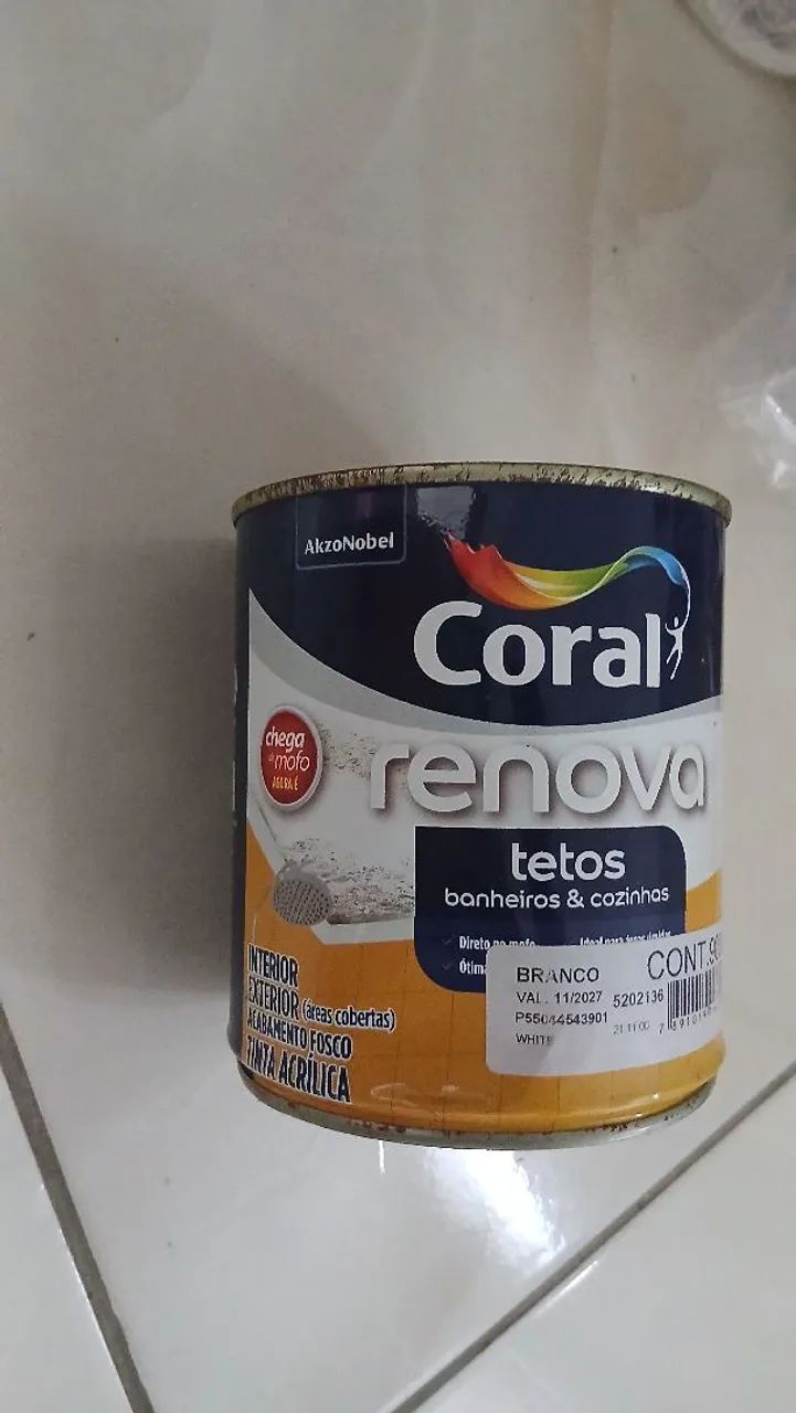 Coral Anti-Mold Acrylic Paint 900 ml, purchased 1 year ago but never opened. Expiry date: Nov. 2027