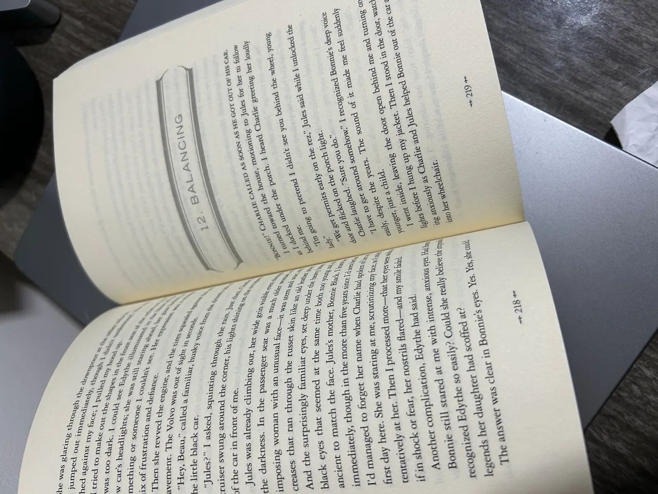 Crepúsculo vida e morte inglês  - Foto 2