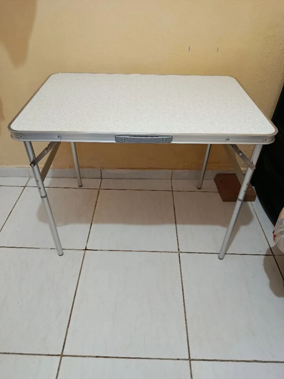 MESA PORTÁTIL  - Foto 3