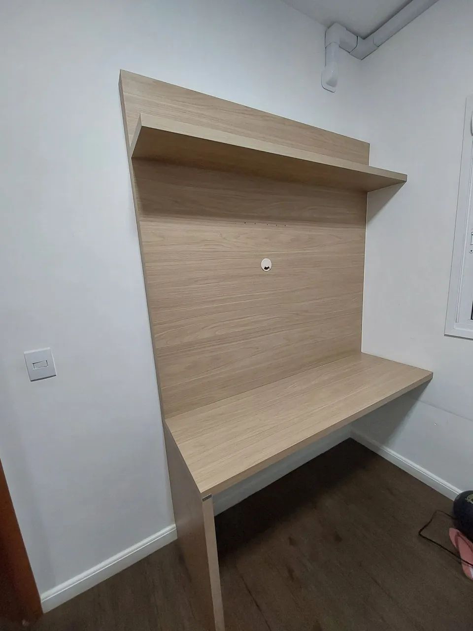 Escrivaninha planejada com painel  - Foto 2
