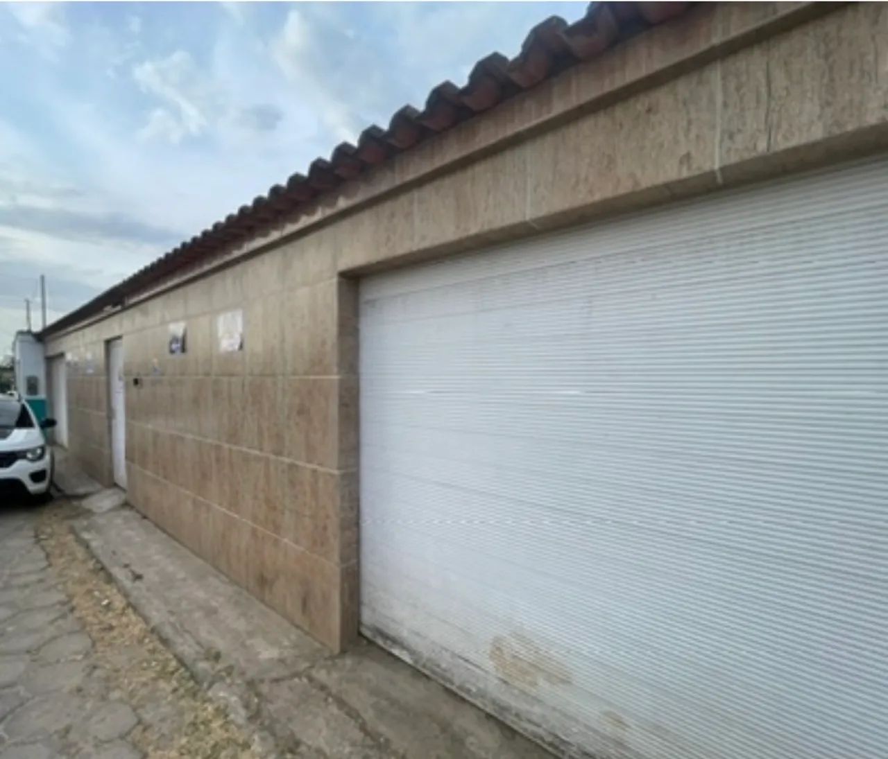 Casa murada com garagem a venda - Foto 4