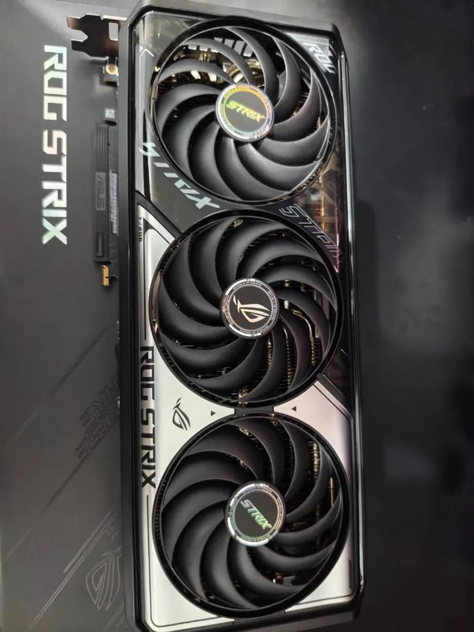 RTX 5070 TI ROG Strix - Nova - Foto 2