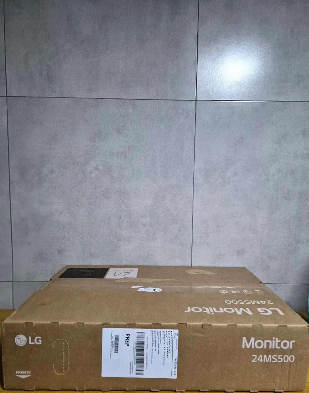 Monitor Gamer - LG 24 - 100Hz - Novo (lacrado)<br><br>-<br><br>Novo (lacrado) - Foto 2