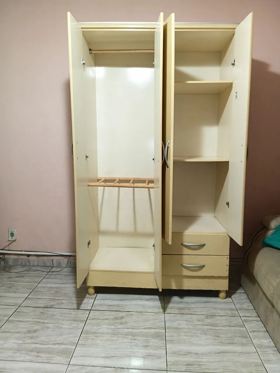 Guarda roupas - Foto 4