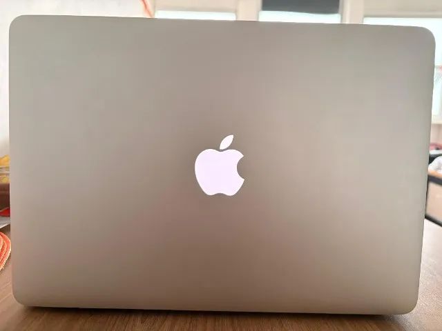 MacBook Air 2017 13 / i5 / 8GB RAM / Ótimo estado, acompanha caixa