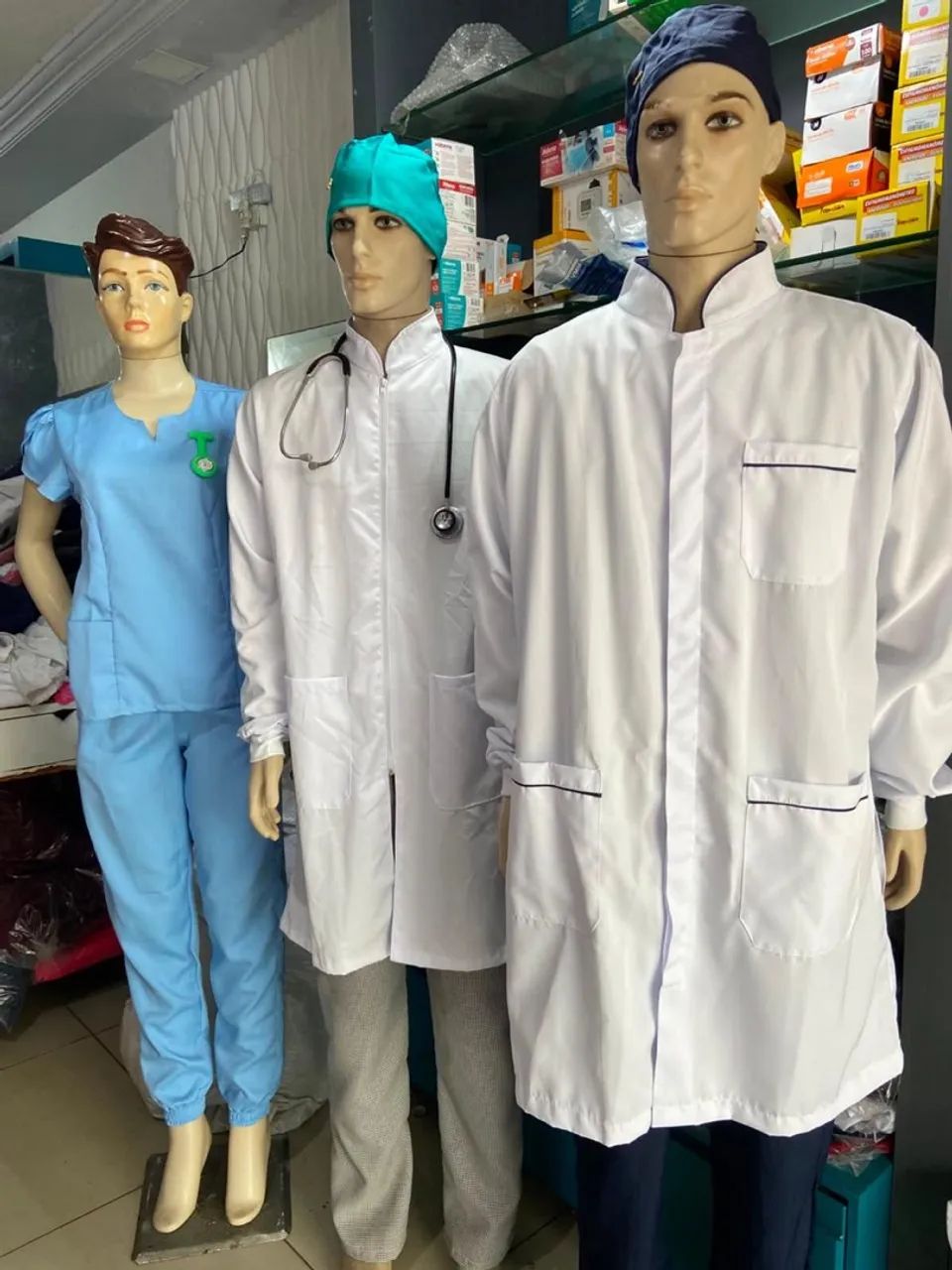 Vendo Jalecos, scrubs - Foto 5