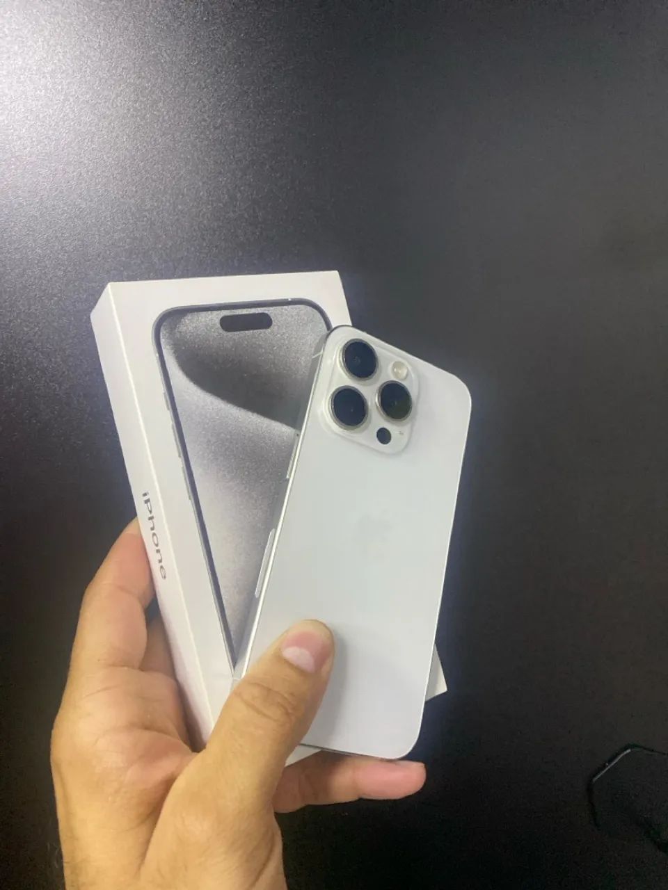 iPhone 15 pro 256 white titânium 256