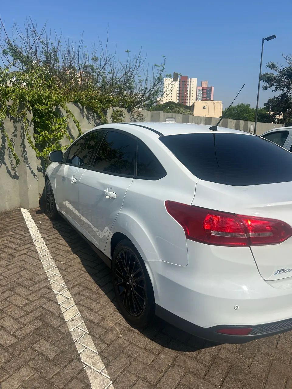 Ford Focus Fastback Se/se Plus 2.0 Flex Aut. 2017 - Foto 2