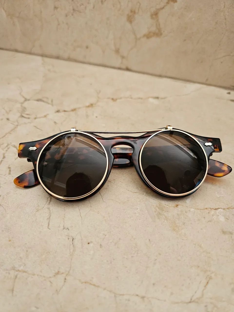 Óculos de Sol Retrô 2 em 1 - Foto 2