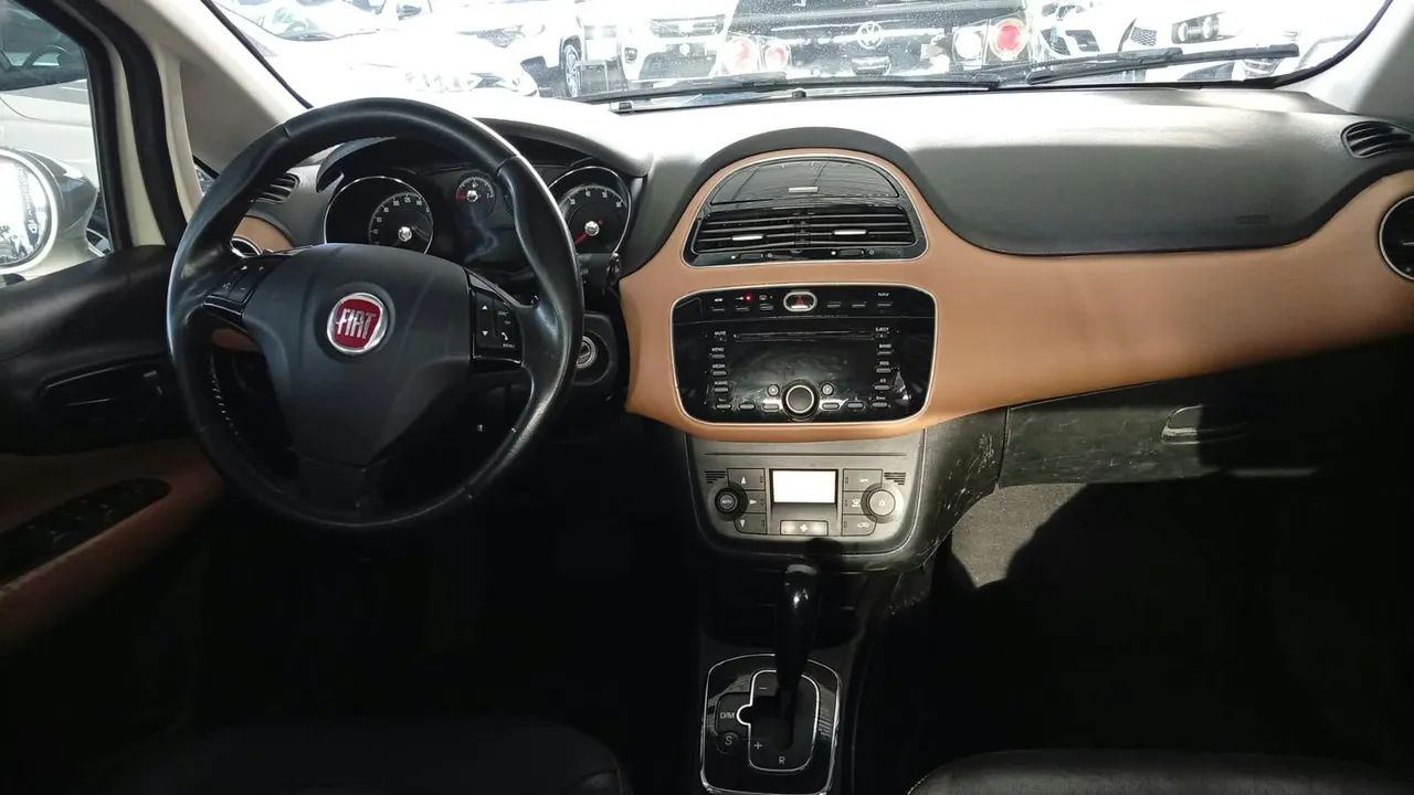 Fiat Linea Absolute 1.9/1.8 Flex Dualogic 4P 2015 - Foto 3