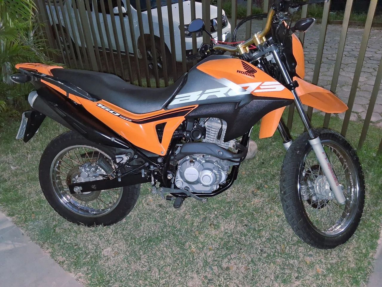 Vendo ou troco Honda Nxr Bros 160 Esdd