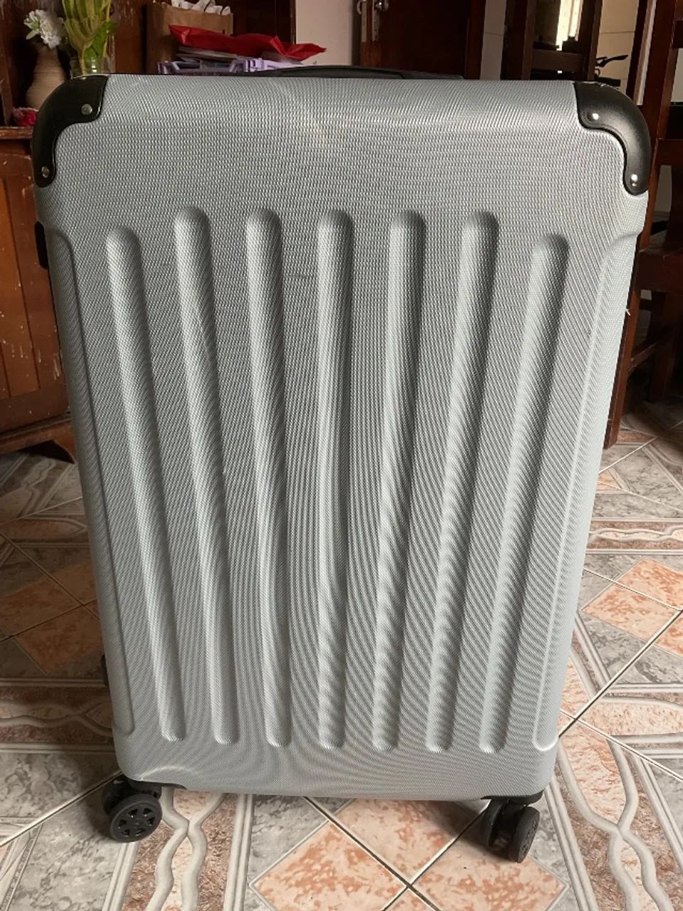 Mala grande 23kg prata 