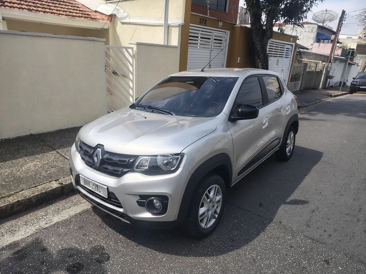 Renault Kwid Intense 1.0 Flex 12V 5P Mec. 2019 - Foto 3