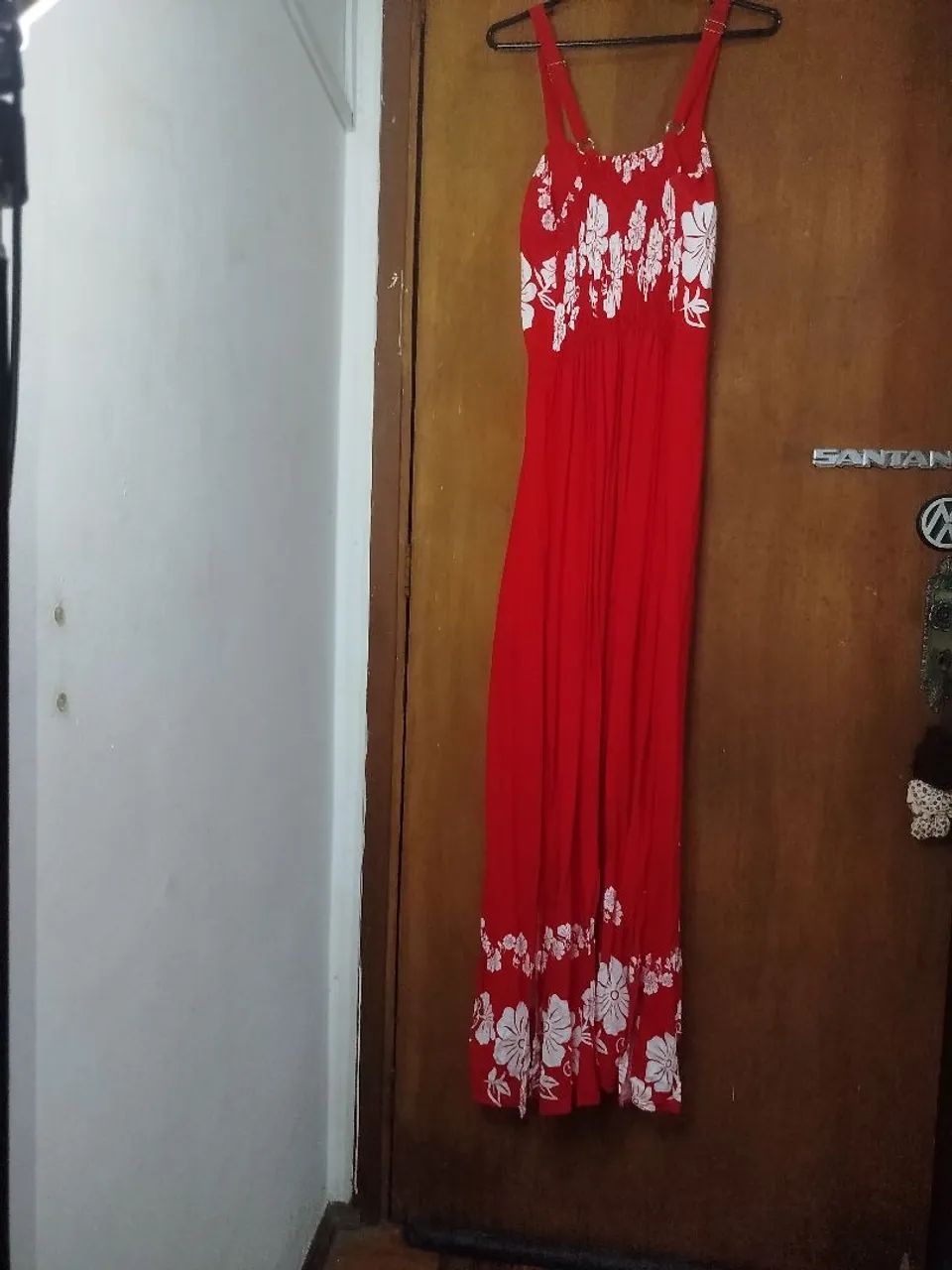 Vestido vermelho florido