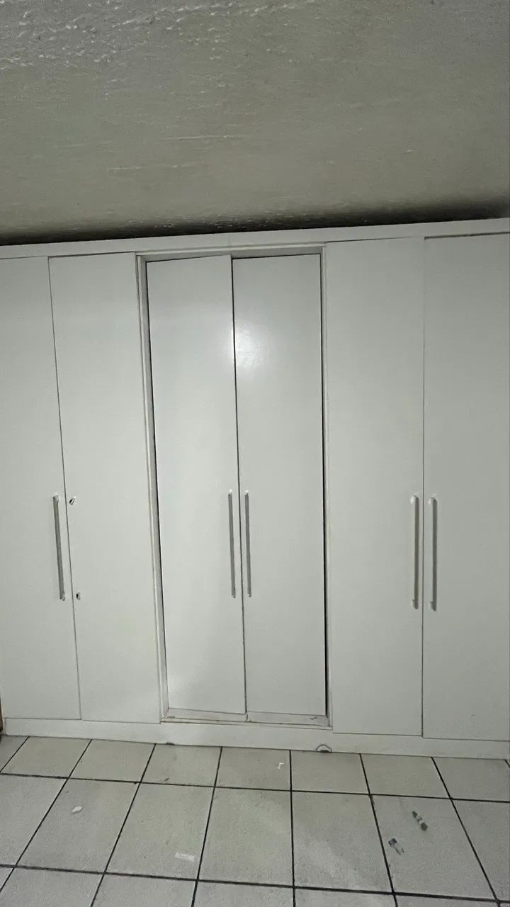 Guarda-Roupa de Casal Branco (6 Portas)