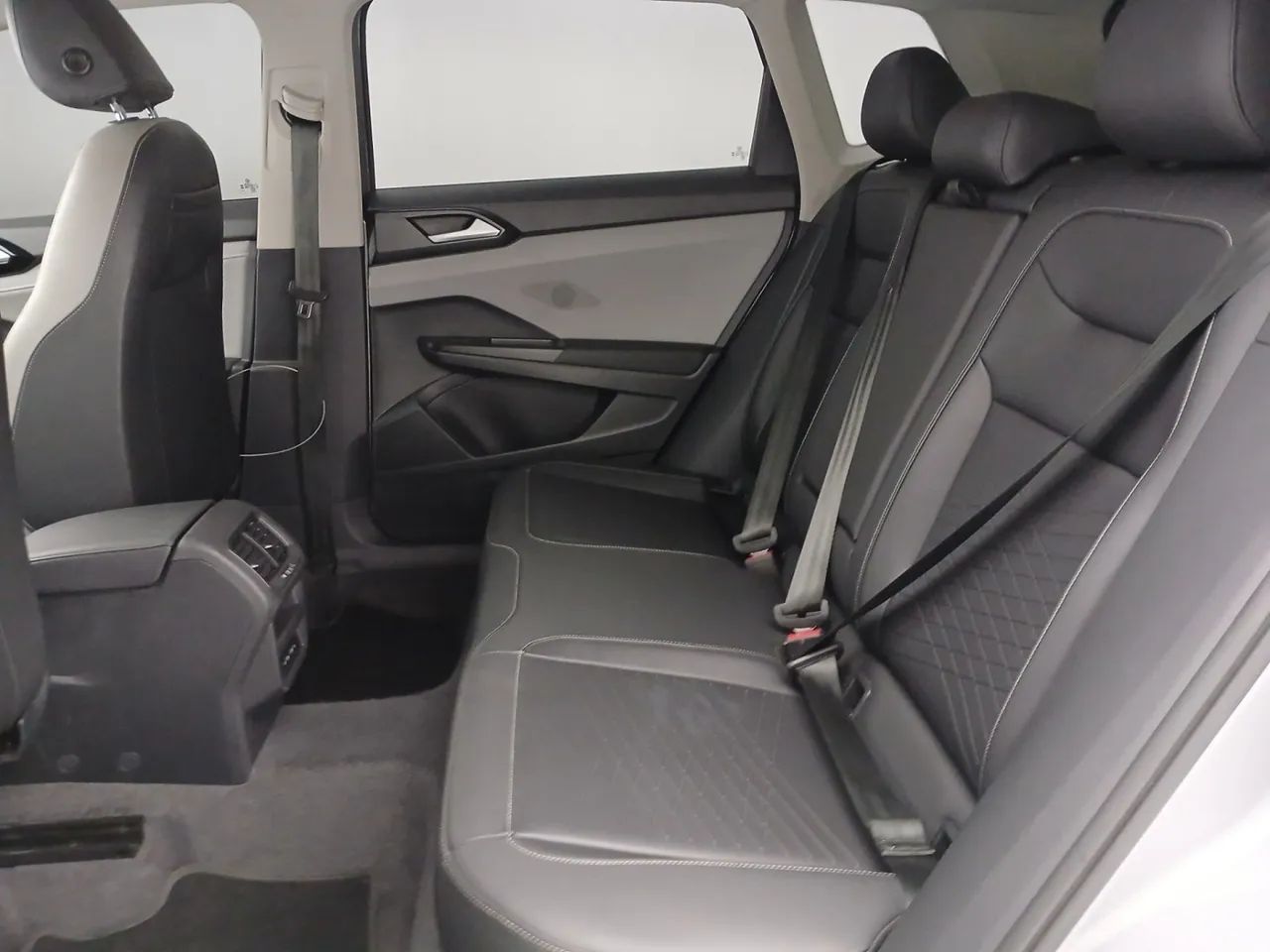 Volkswagen Taos Comfortline 1.4 250 TSI Flex Aut., foto 17 de 18